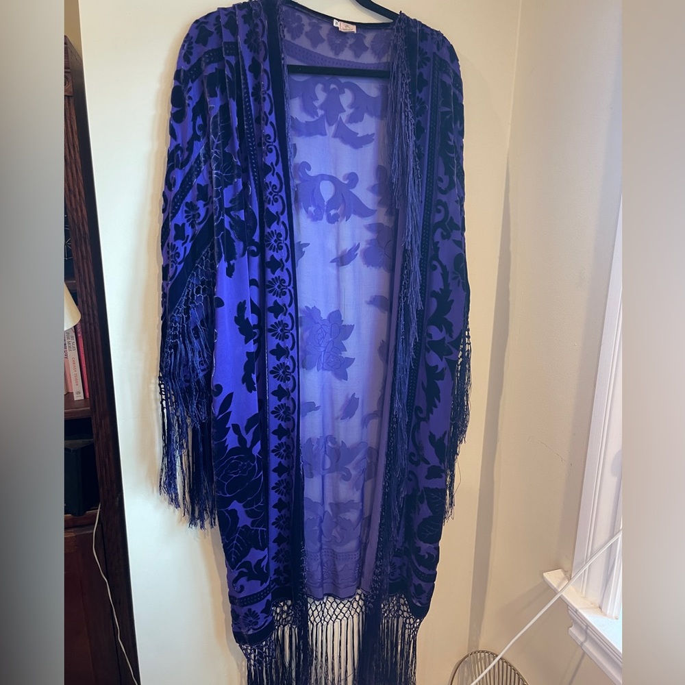 Vintage Closet purple velvet floral kimono Johnny was style
